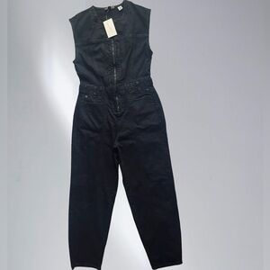 Universal Thread Women's black denim sleeveless jumpsuit SIZE 6
